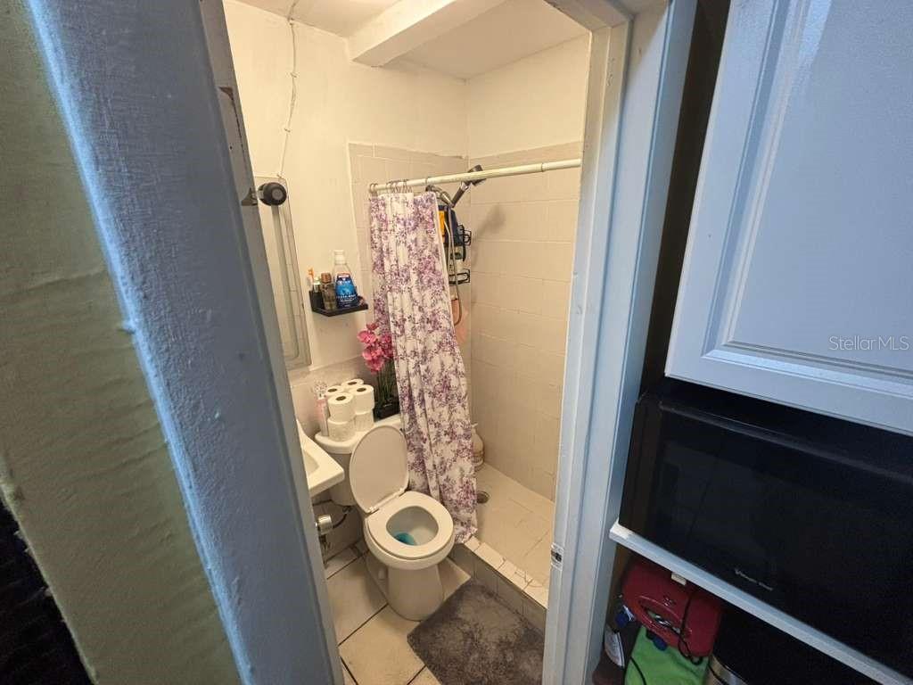 Image 19 of 45 For 9590 33rd Avenue