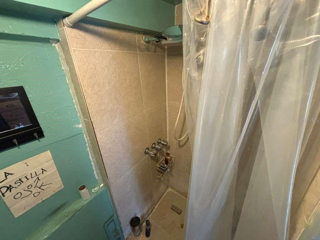 Image 27 of 45 For 9590 33rd Avenue