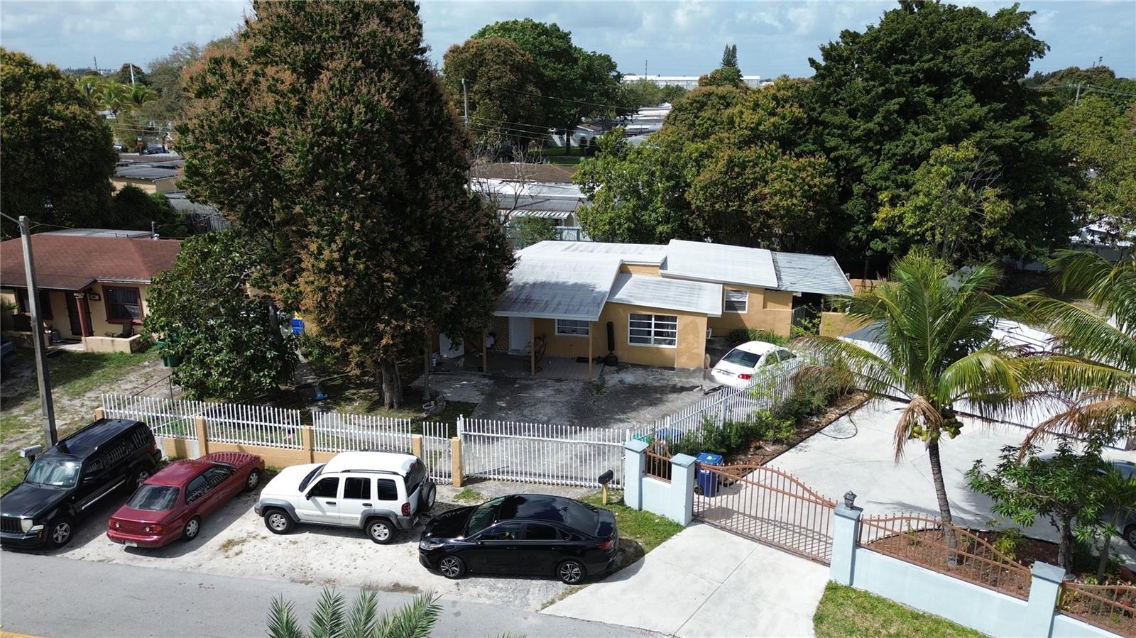 Image 3 of 45 For 9590 33rd Avenue