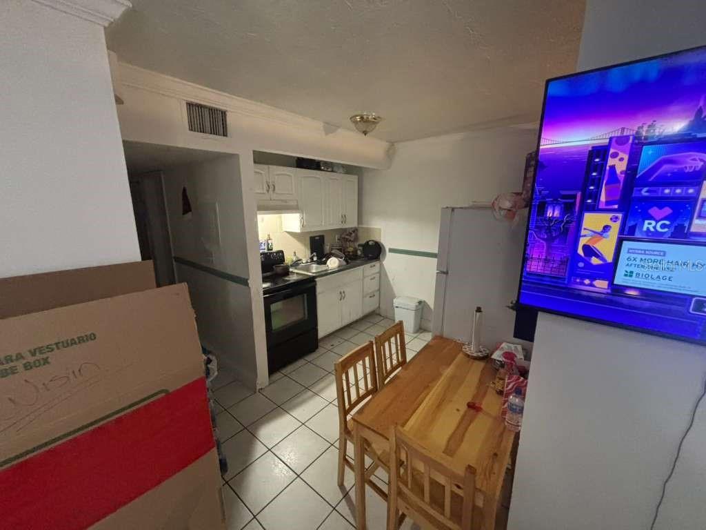 Image 8 of 45 For 9590 33rd Avenue