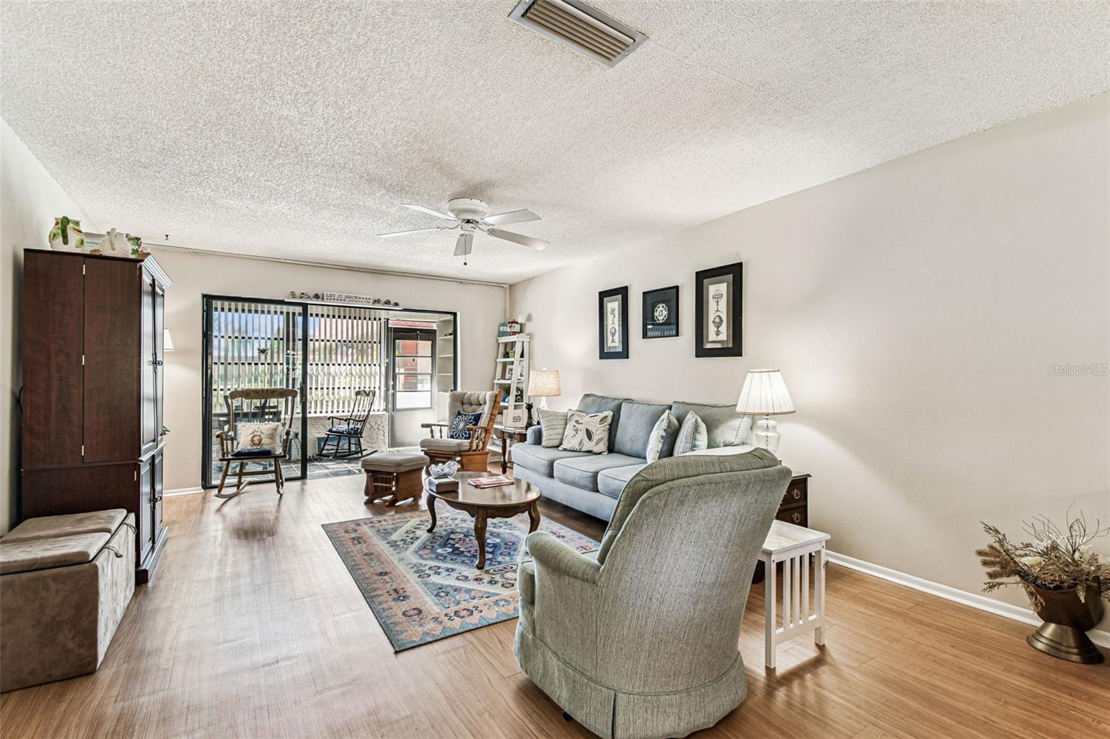 Image 9 of 15 For 19029 Us Highway 19 N 10d