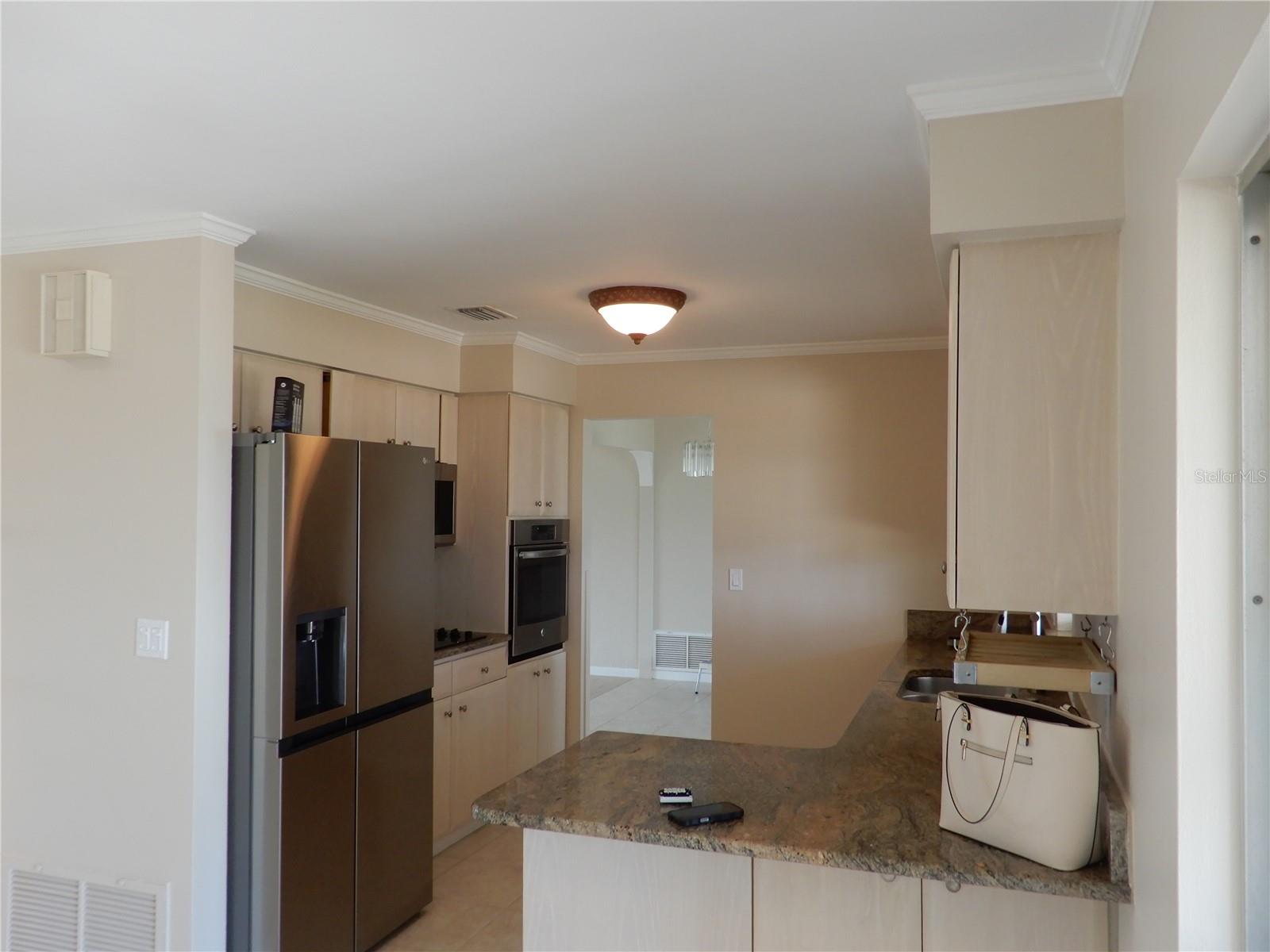 Image 14 of 26 For 337 1st Street W