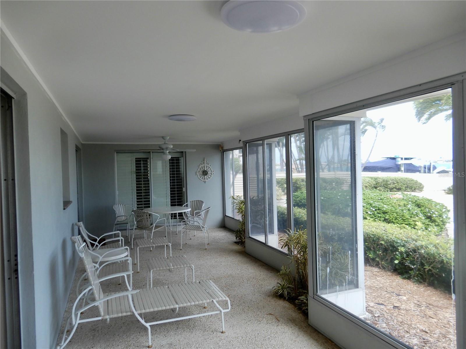 Image 19 of 26 For 337 1st Street W