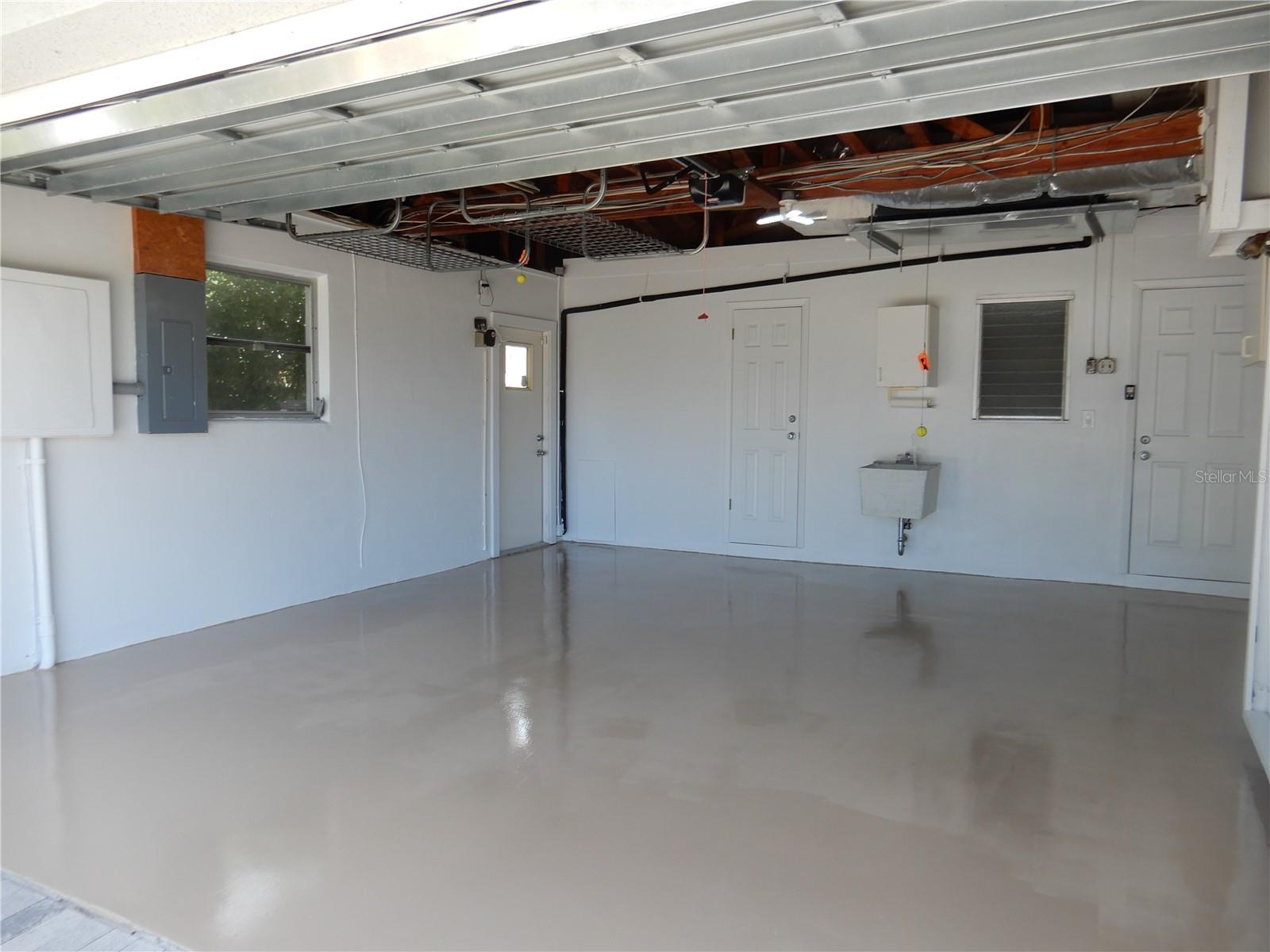 Image 9 of 26 For 337 1st Street W