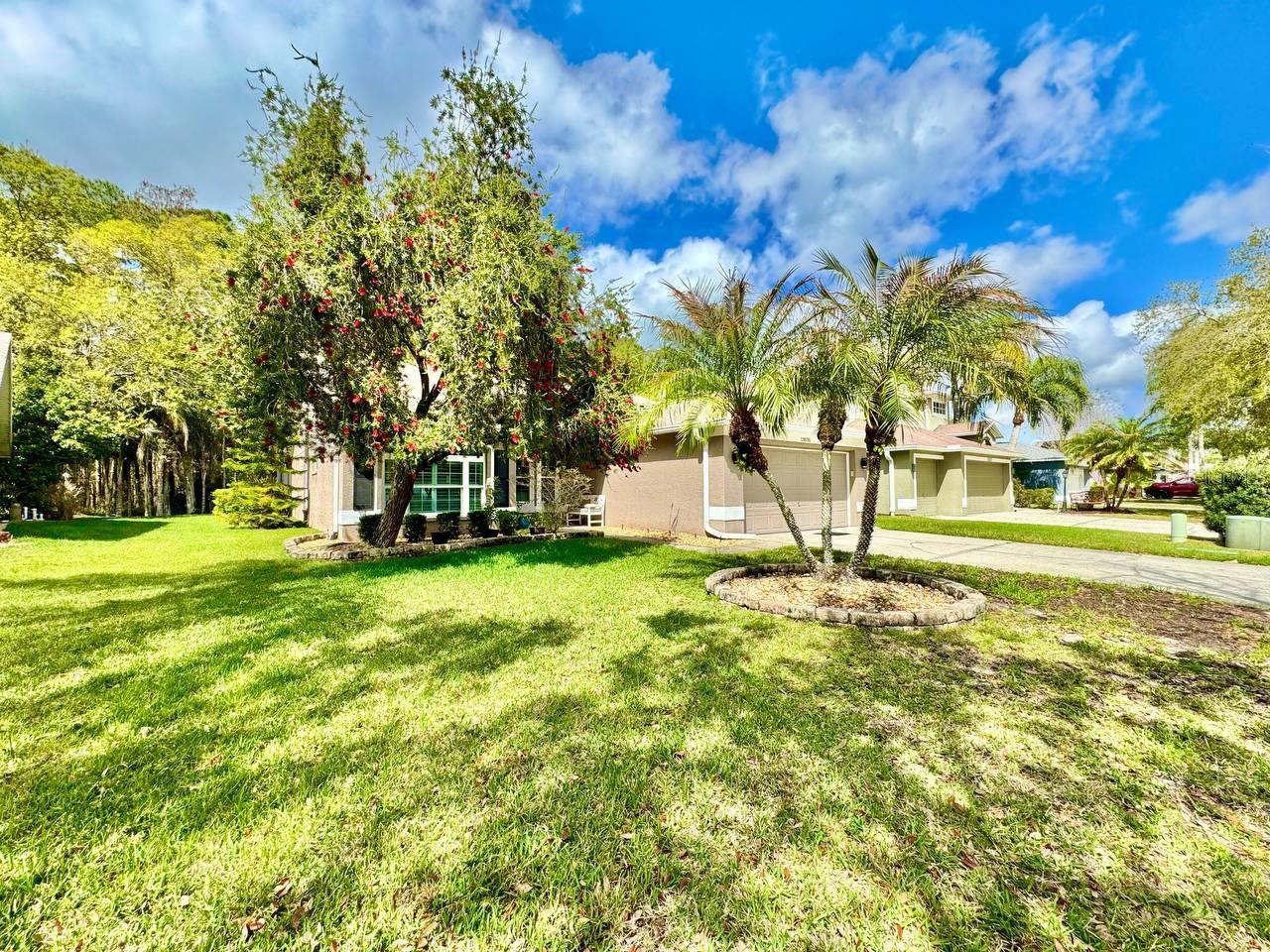 Image 3 of 68 For 13035 Royal George Avenue