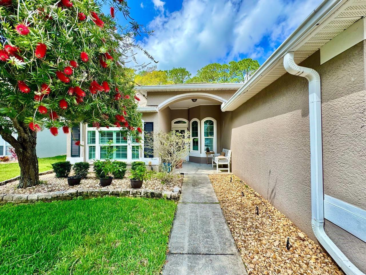 Image 5 of 68 For 13035 Royal George Avenue