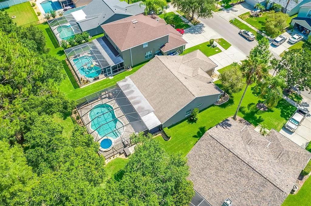 Image 53 of 68 For 13035 Royal George Avenue