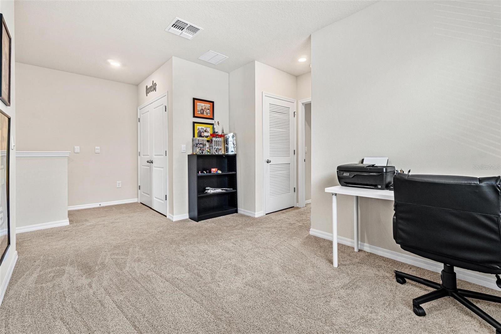 Image 25 of 35 For 829 Horizon Way