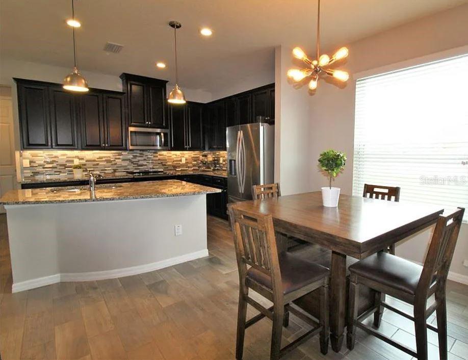 Image 18 of 49 For 1049 Multiflora Loop