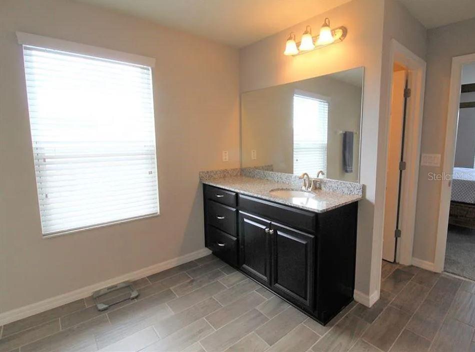 Image 39 of 49 For 1049 Multiflora Loop