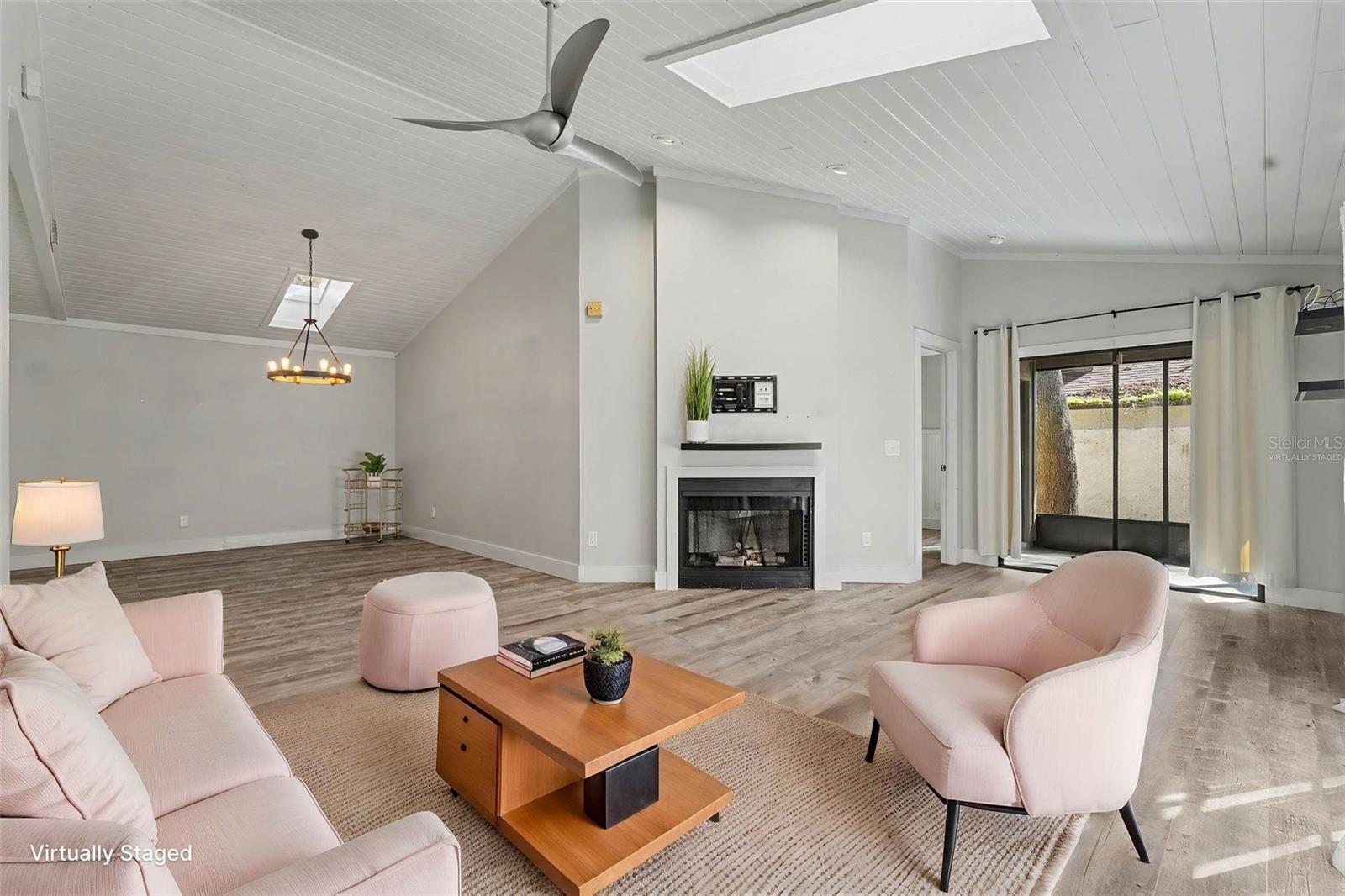 Image 13 of 31 For 13803 Lazy Oak Drive