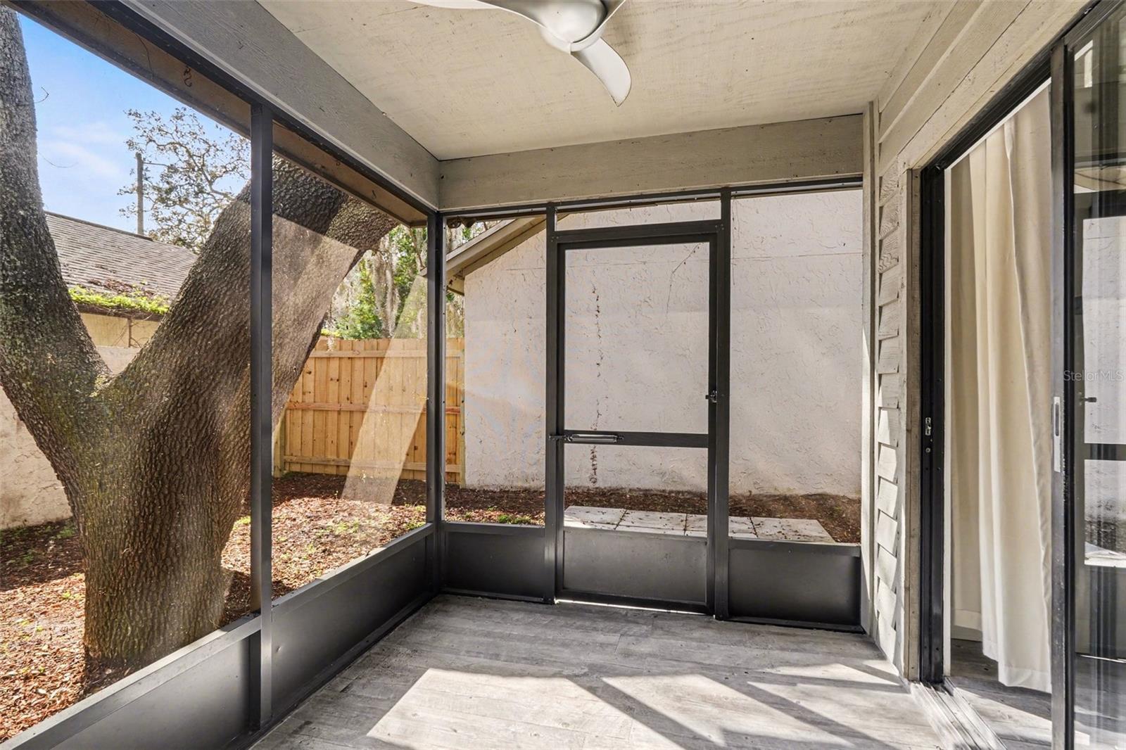 Image 24 of 31 For 13803 Lazy Oak Drive