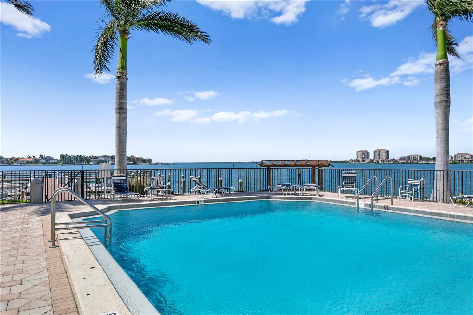 Image 43 of 53 For 5200 Brittany Drive S 4-1102