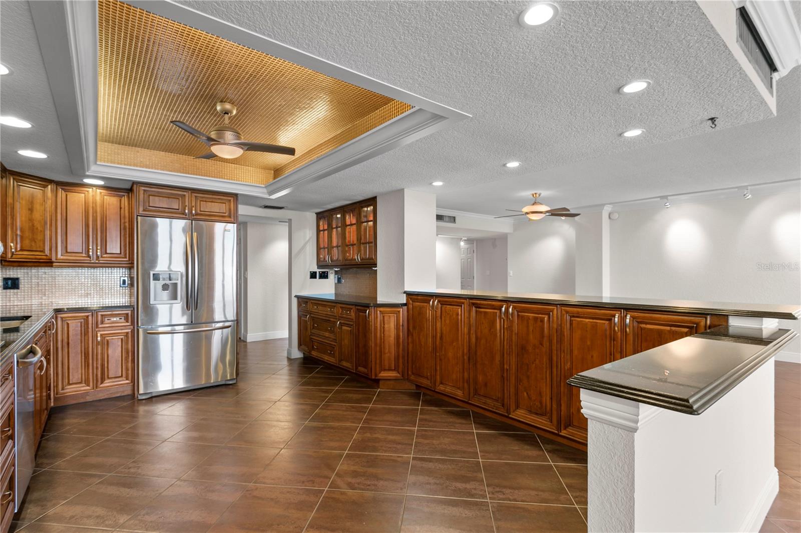 Image 7 of 53 For 5200 Brittany Drive S 4-1102