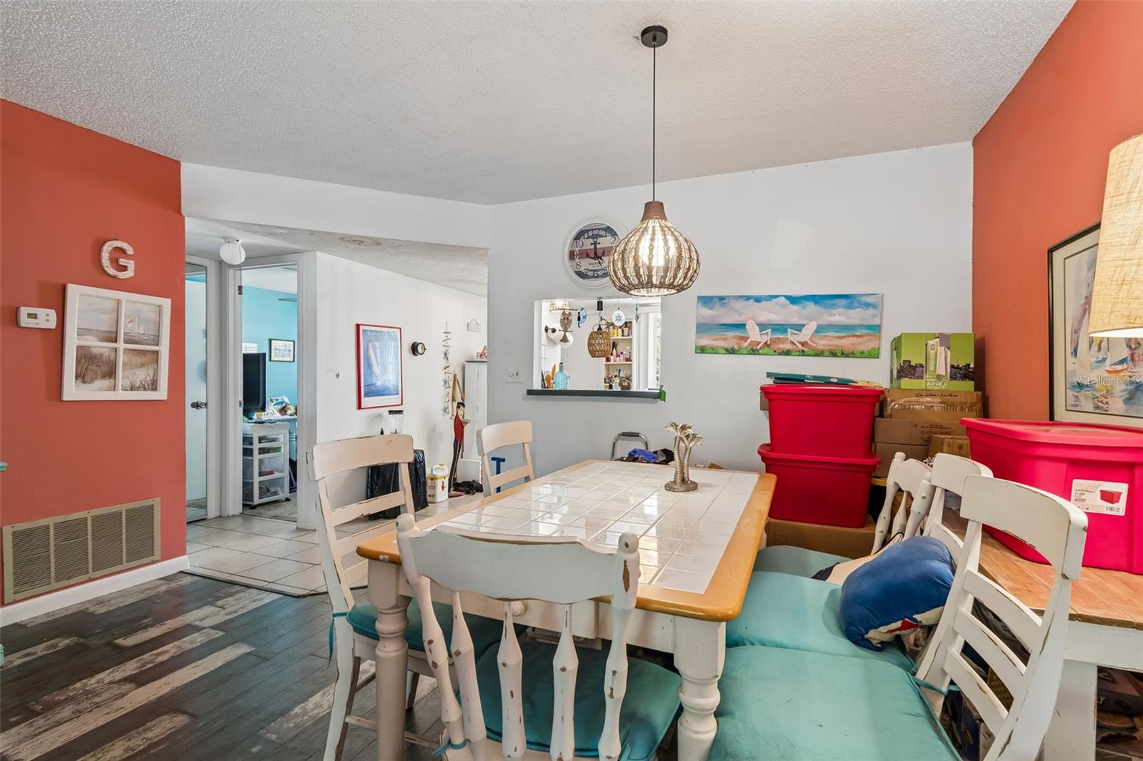 Image 11 of 53 For 865 Virginia Court 108