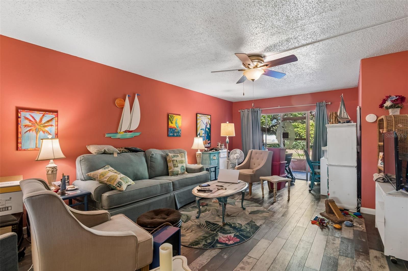 Image 13 of 53 For 865 Virginia Court 108