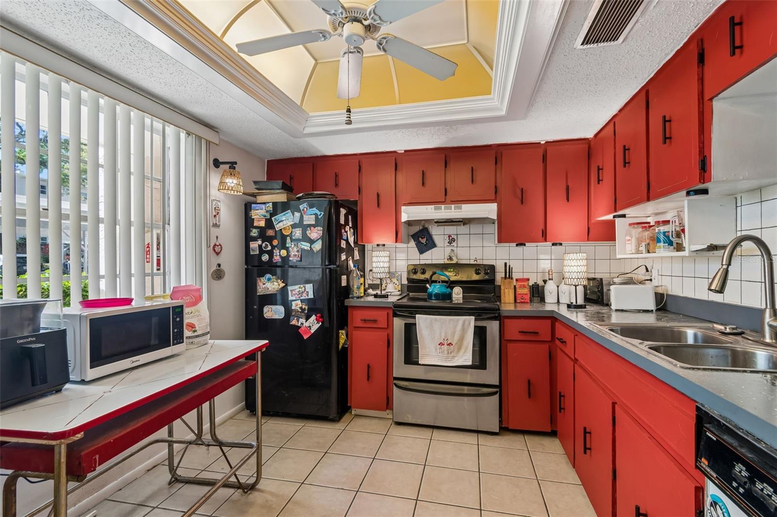 Image 19 of 53 For 865 Virginia Court 108