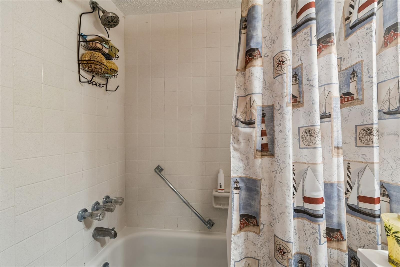 Image 25 of 53 For 865 Virginia Court 108