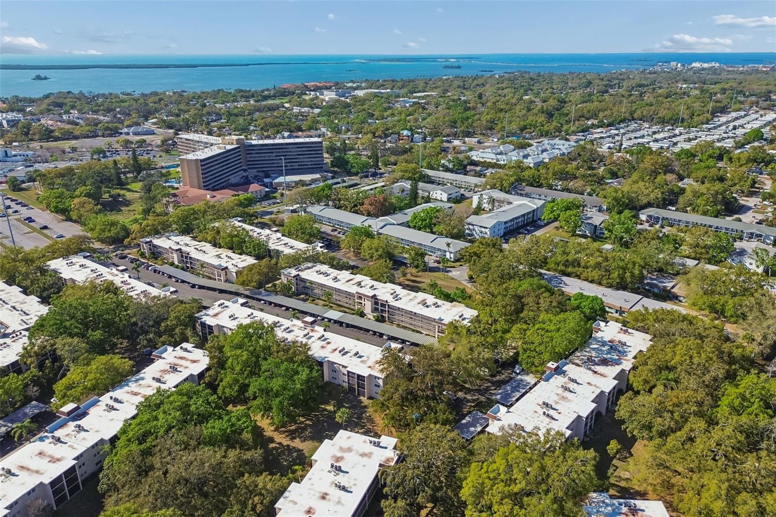 Image 39 of 53 For 865 Virginia Court 108