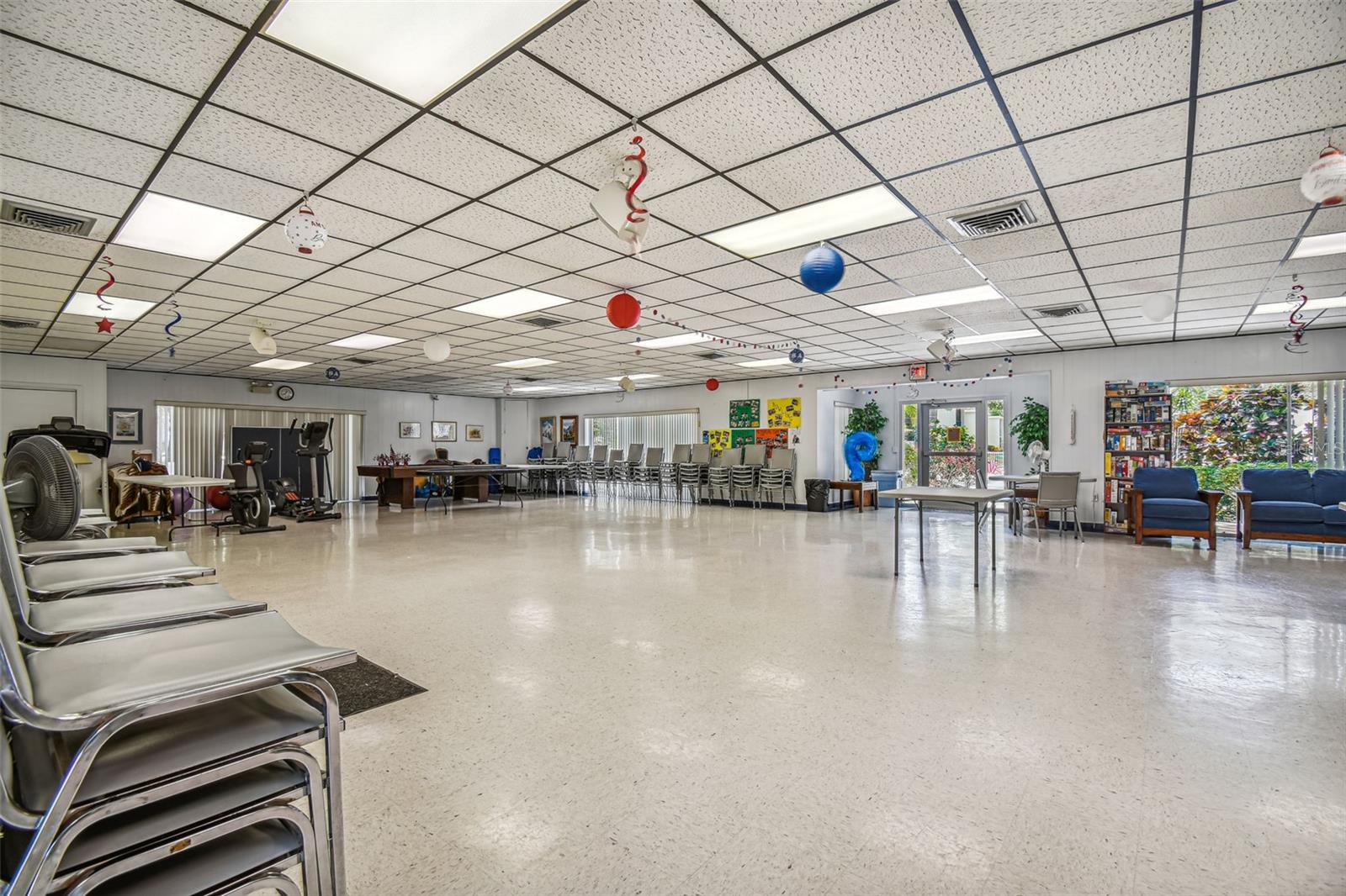 Image 45 of 53 For 865 Virginia Court 108