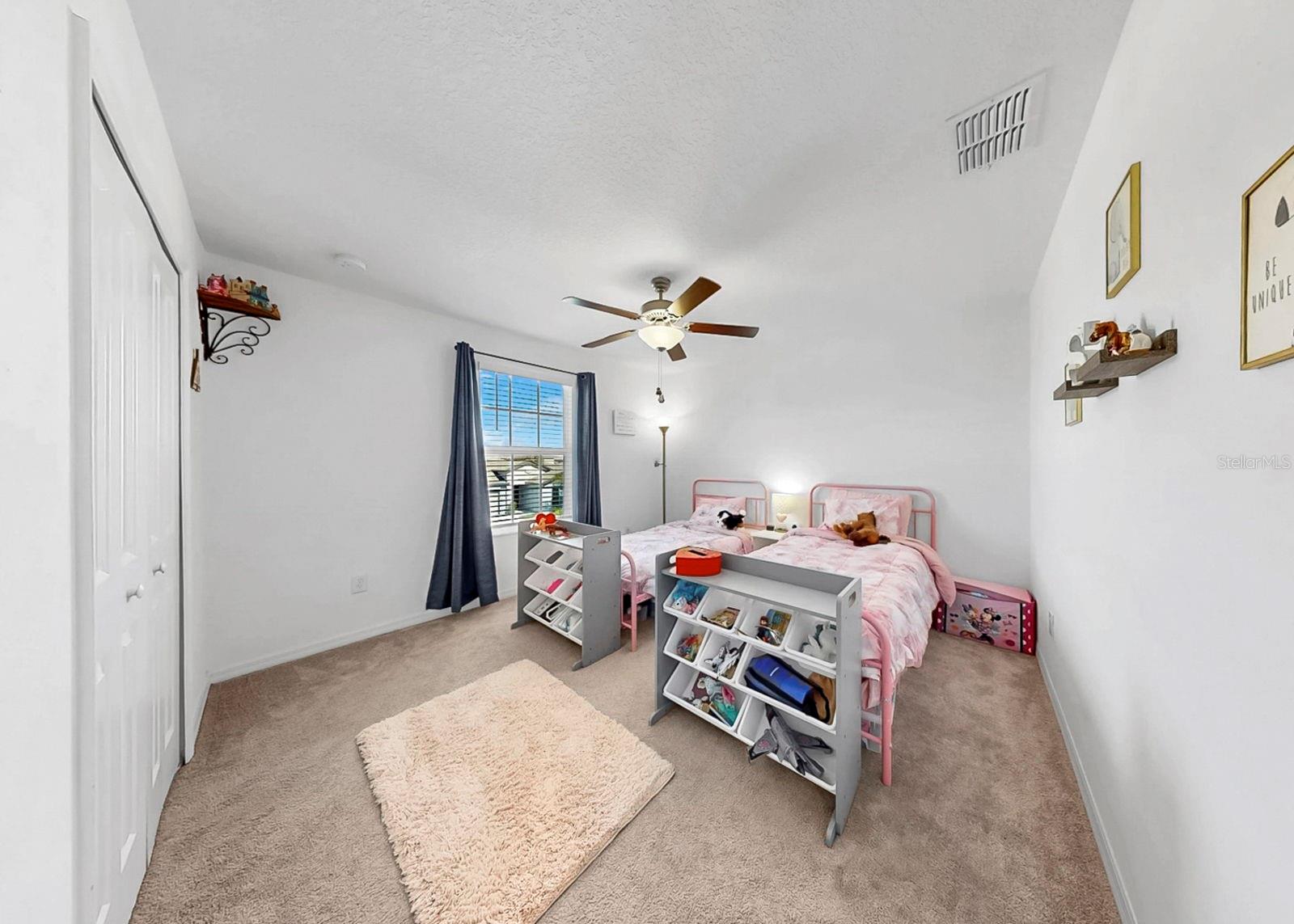 Image 27 of 67 For 13249 Great Plains Drive