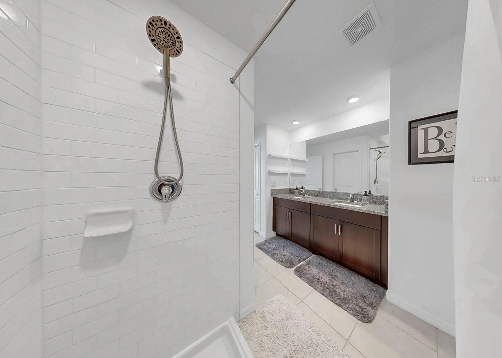 Image 29 of 67 For 13249 Great Plains Drive