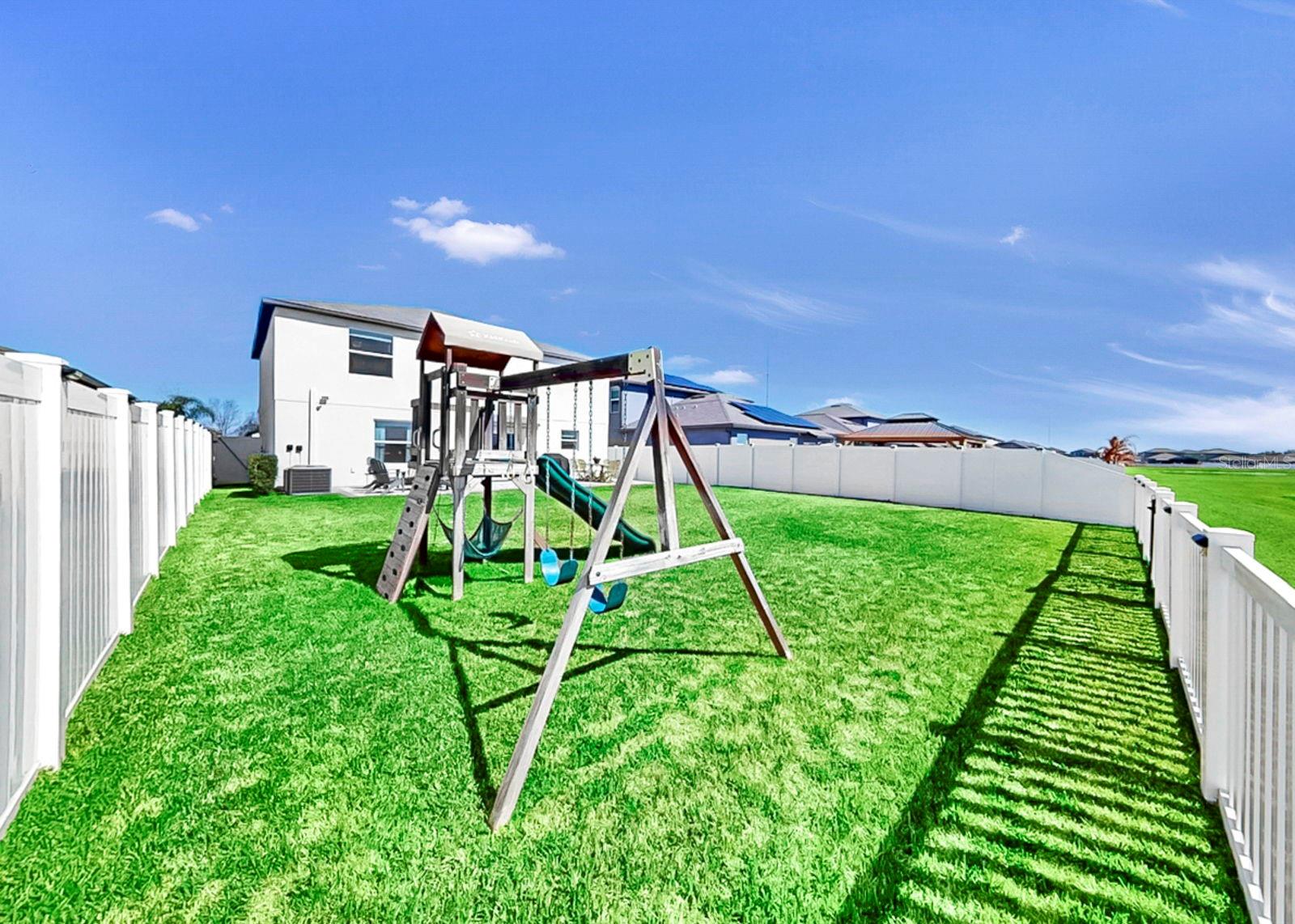 Image 44 of 67 For 13249 Great Plains Drive