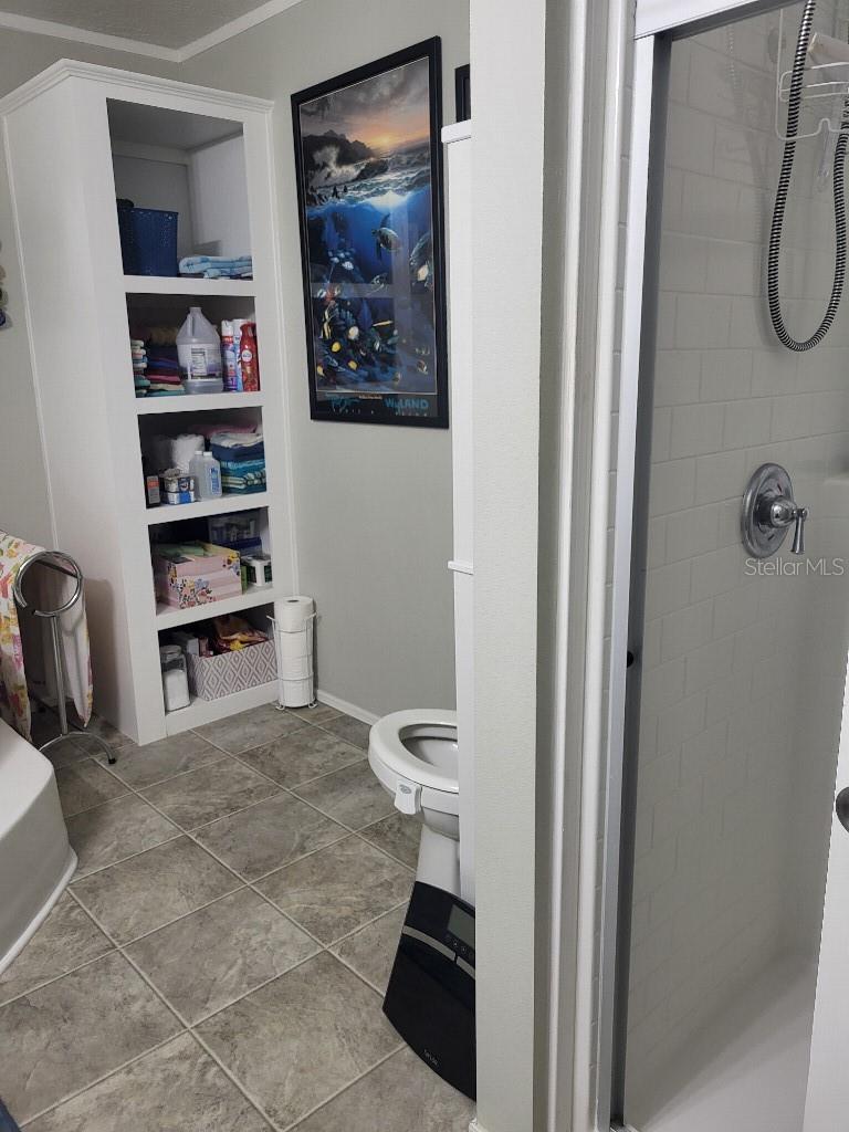 Image 18 of 21 For 156 Sand Pebble Circle