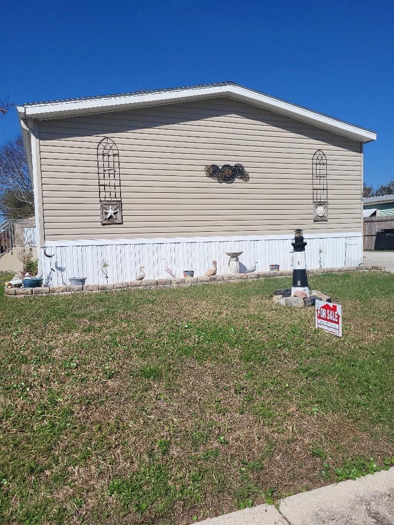 Image 2 of 21 For 156 Sand Pebble Circle