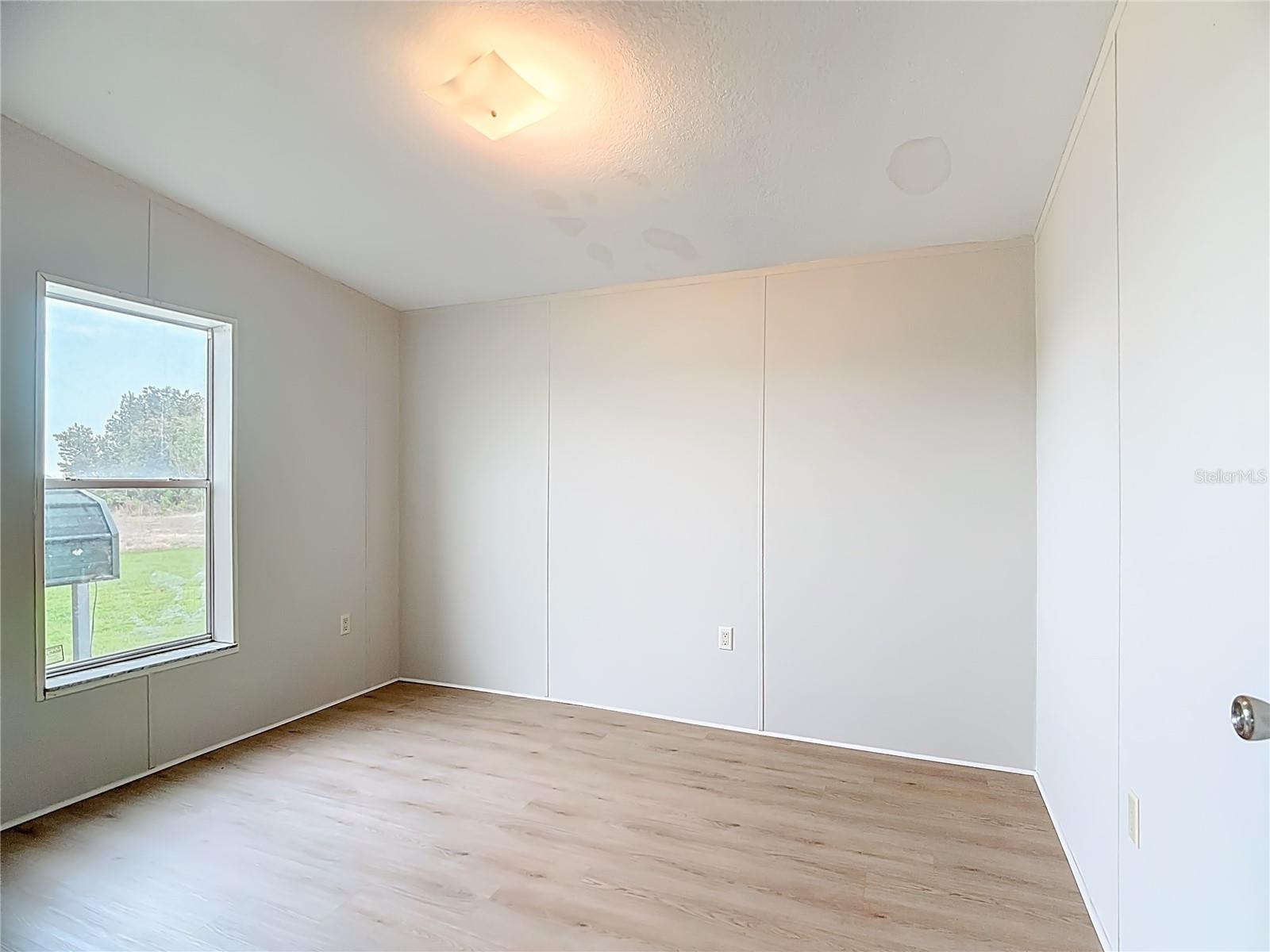 Image 22 of 33 For 4433 Roundup Drive