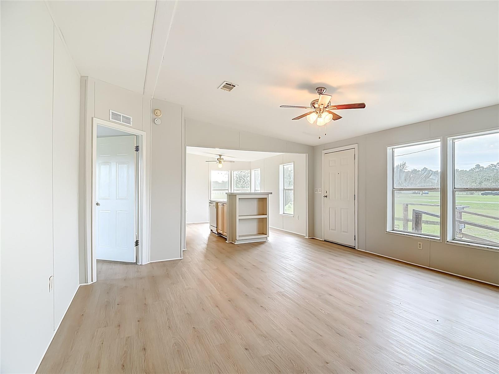 Image 6 of 33 For 4433 Roundup Drive