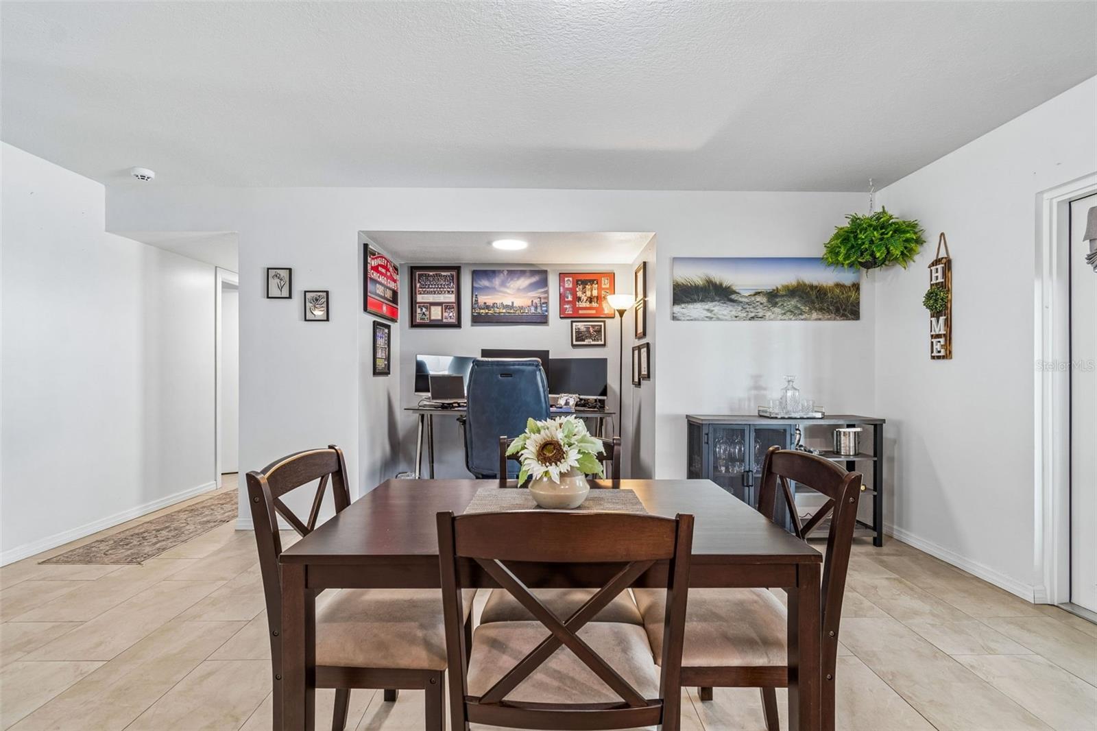 Image 15 of 62 For 530 Julie Lane