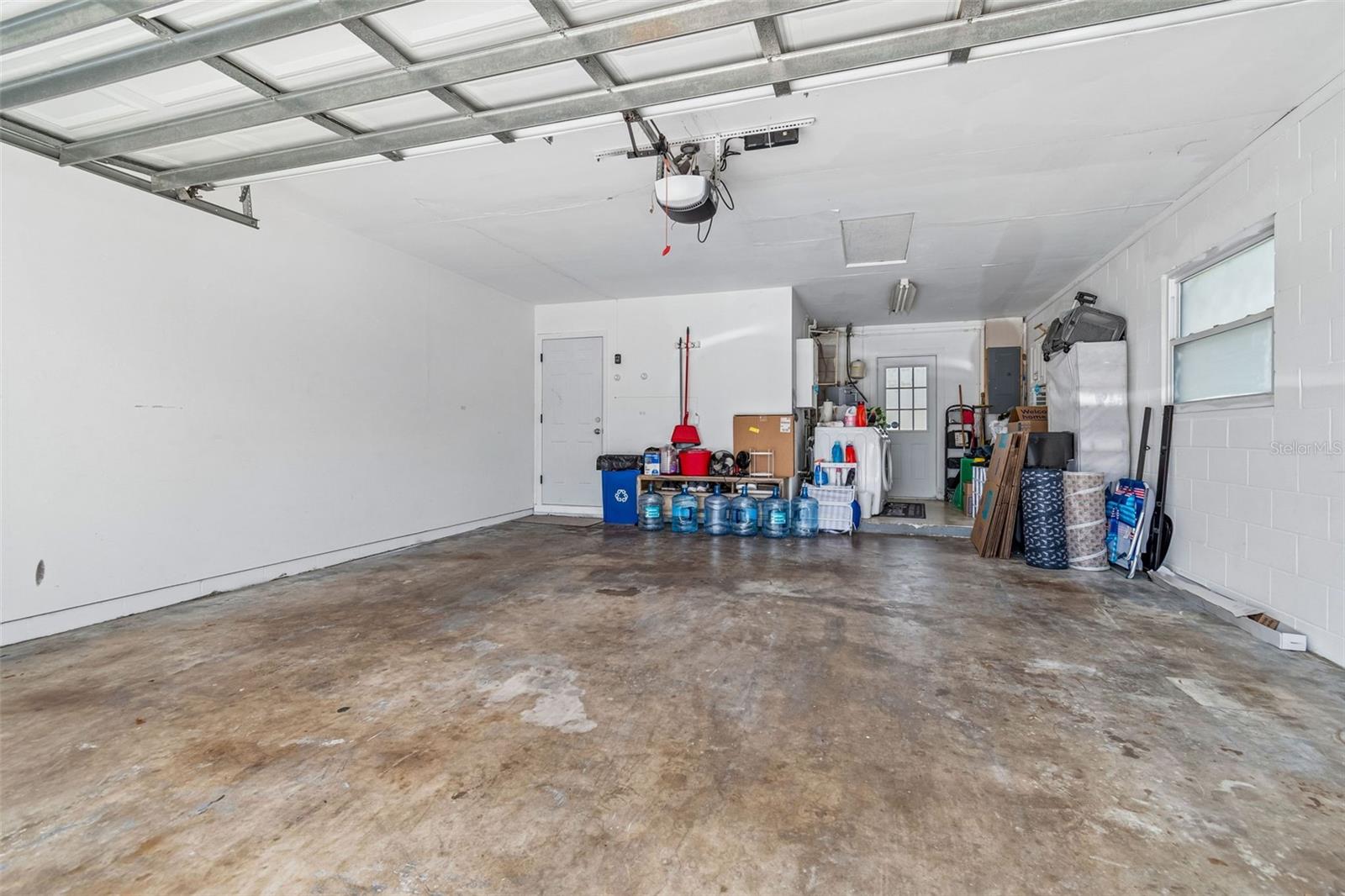 Image 35 of 62 For 530 Julie Lane