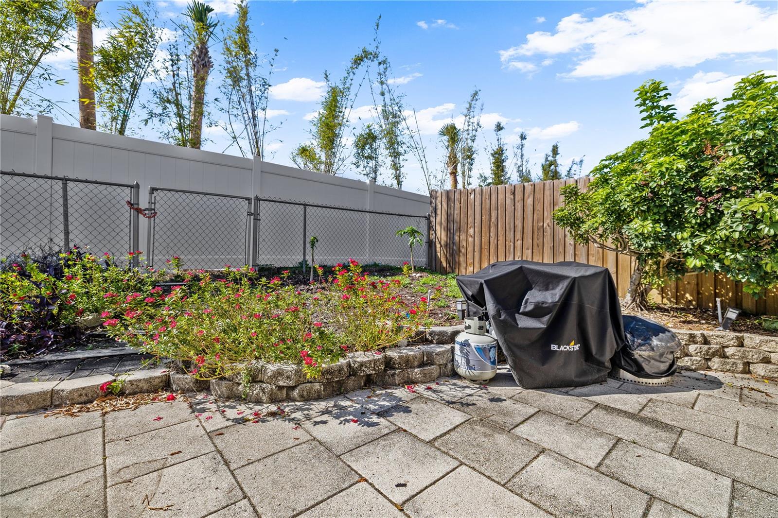 Image 26 of 37 For 4791 Klosterman Oaks Boulevard