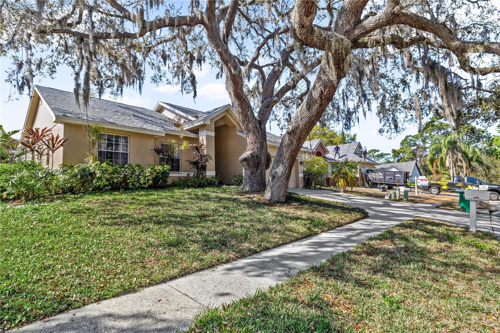 Image 4 of 37 For 4791 Klosterman Oaks Boulevard