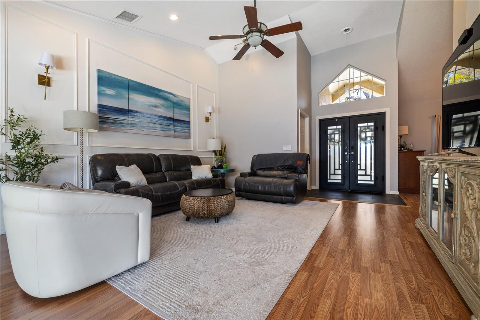 Image 6 of 37 For 4791 Klosterman Oaks Boulevard