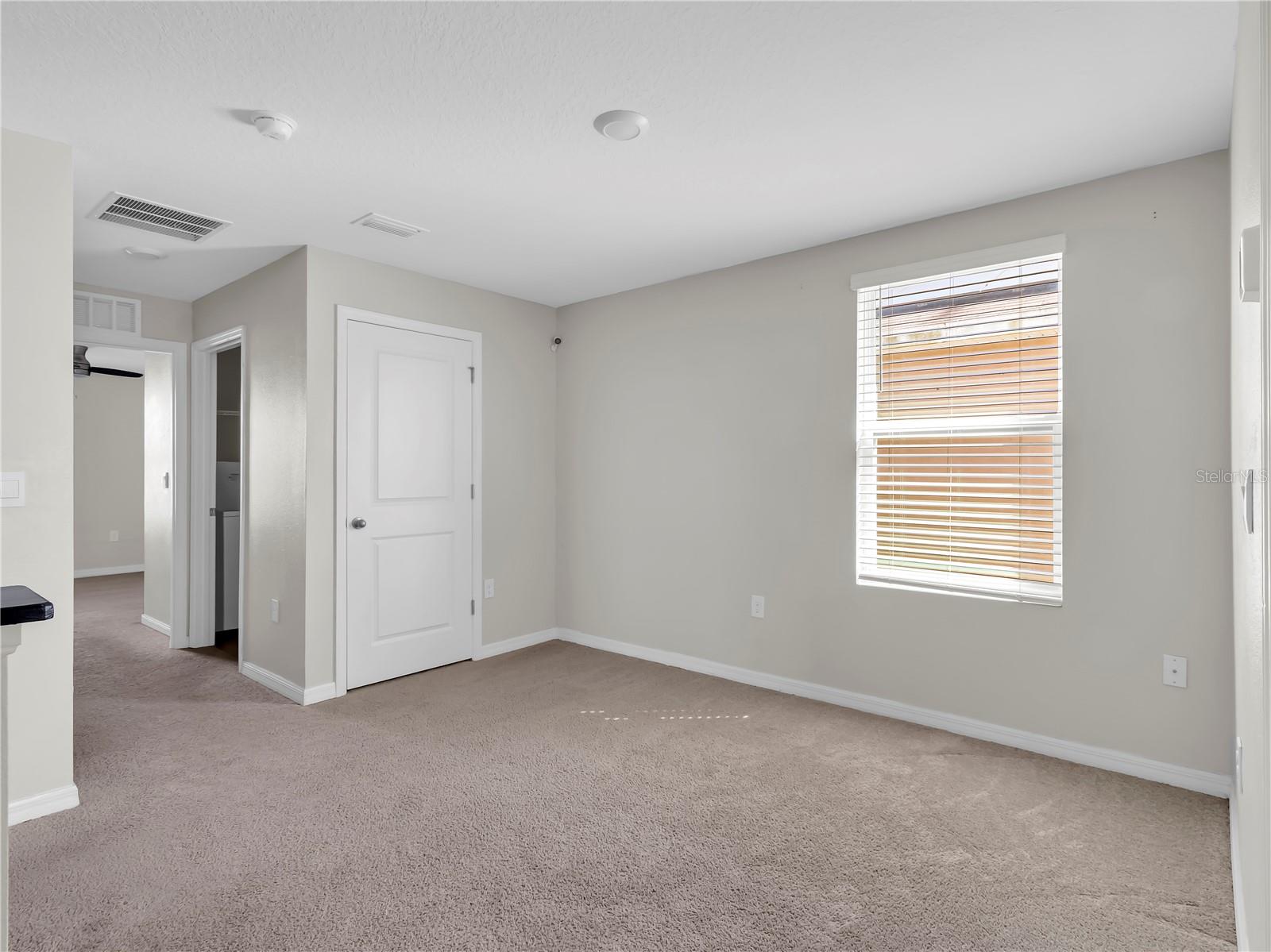 Image 13 of 42 For 16728 Kingman Reef Street