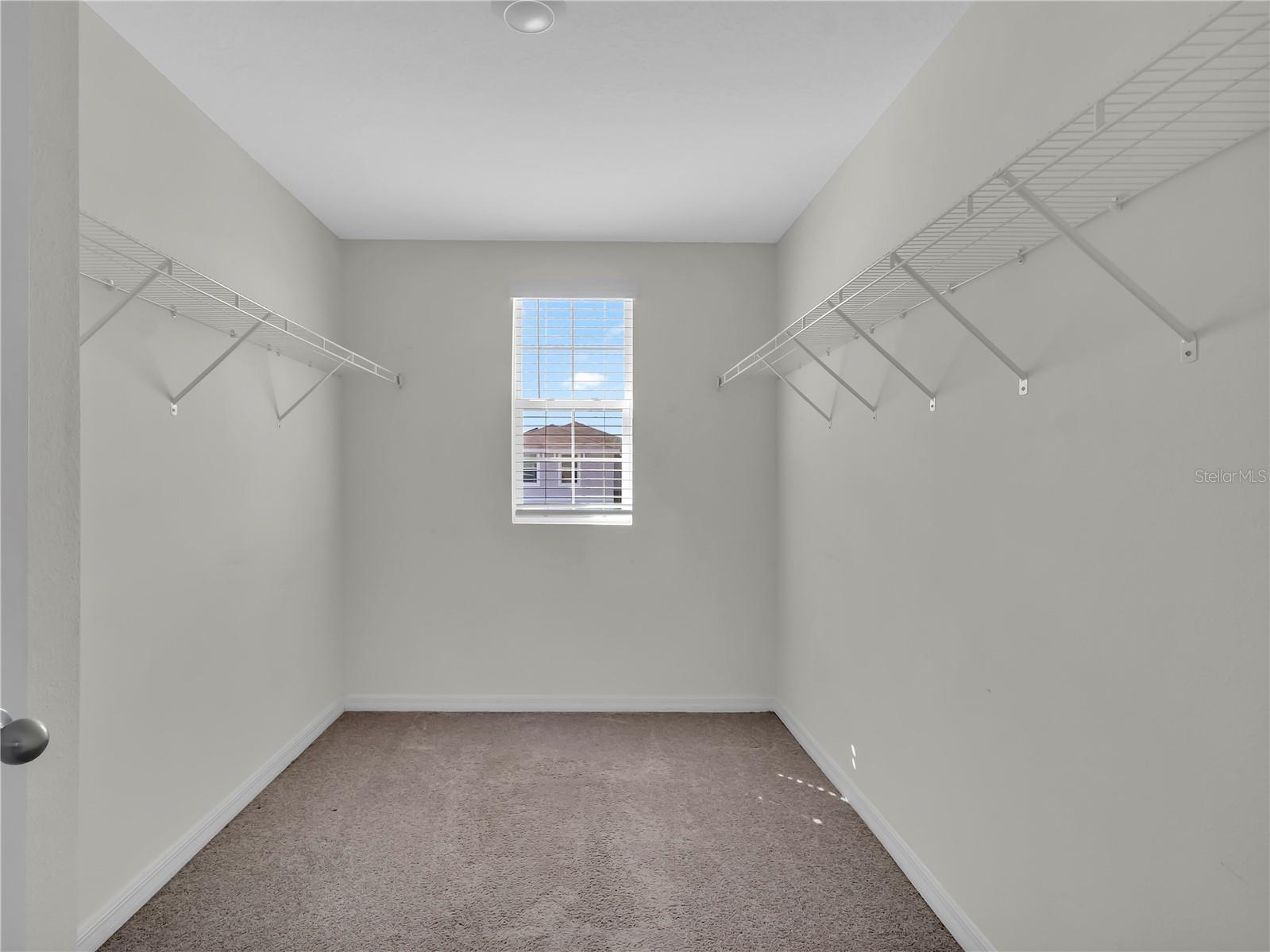 Image 16 of 42 For 16728 Kingman Reef Street