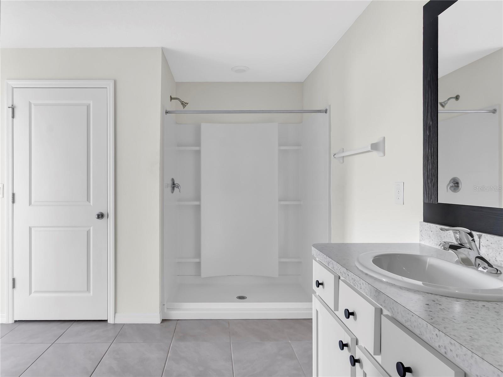 Image 18 of 42 For 16728 Kingman Reef Street