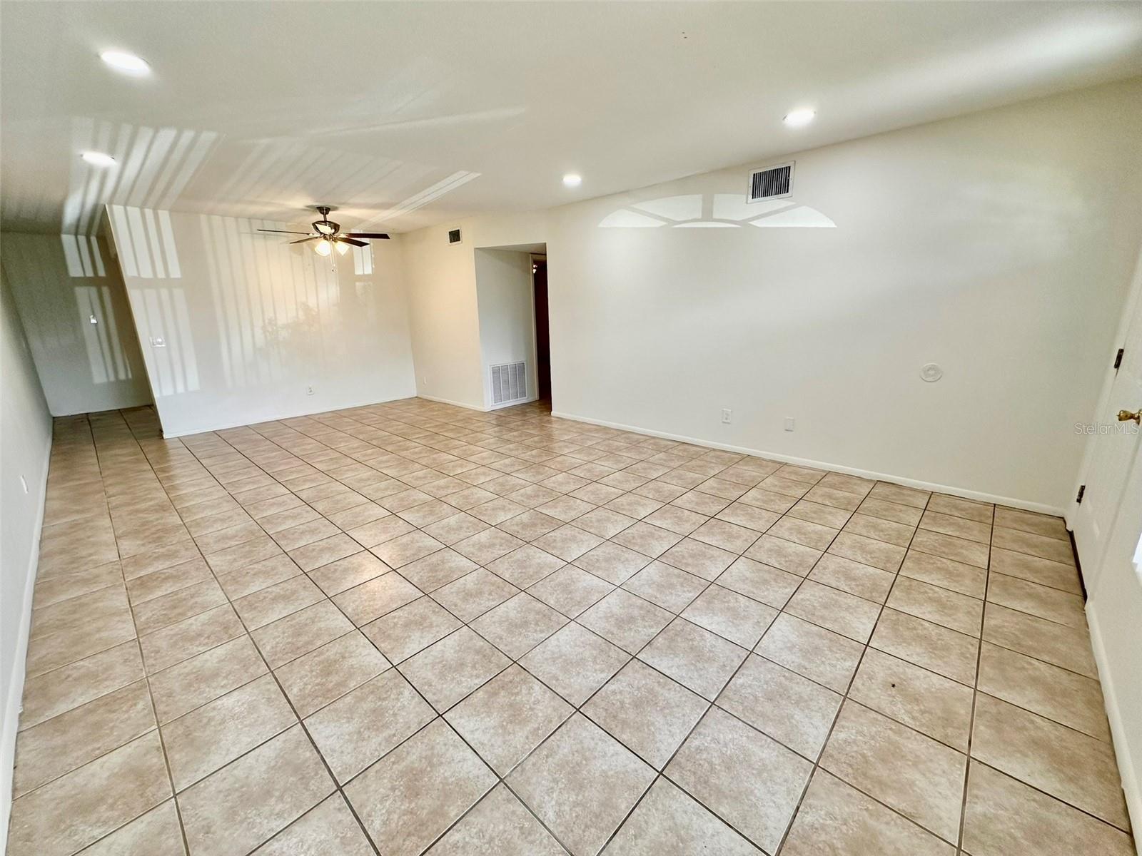 Image 4 of 44 For 2073 Denmark Street 5