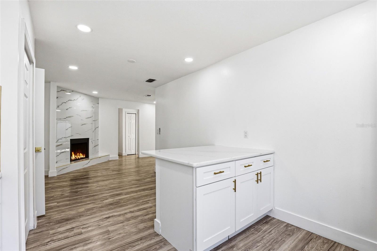 Image 22 of 71 For 10217 Pawnee Avenue