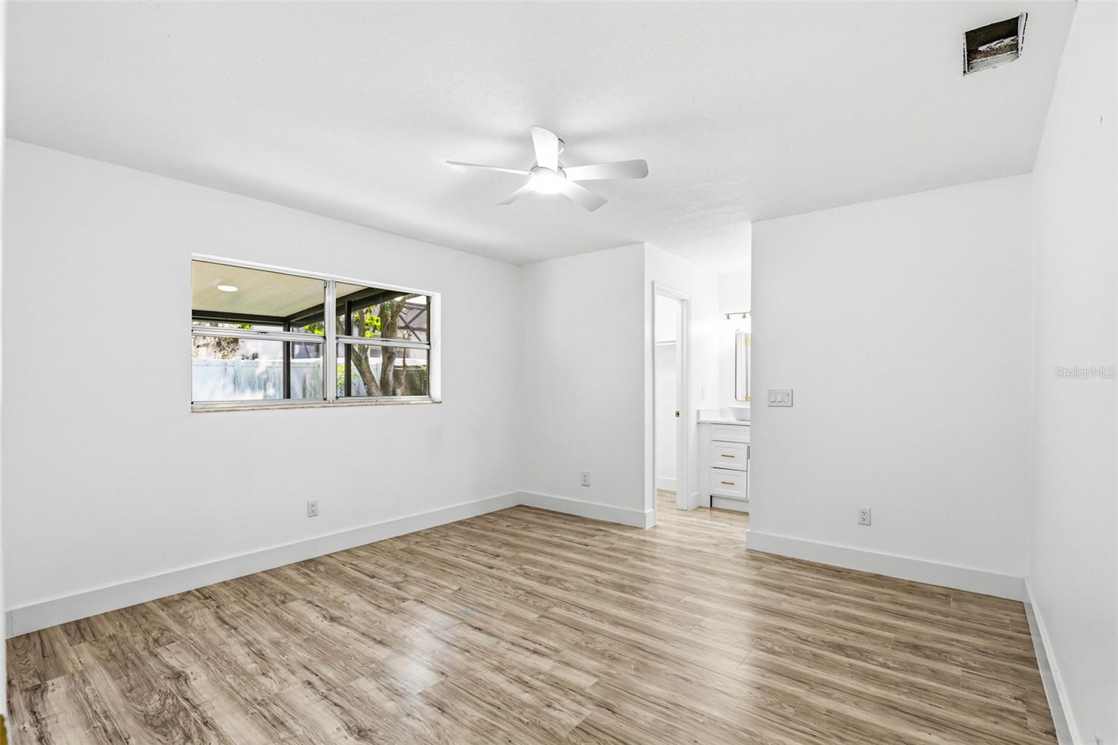 Image 32 of 71 For 10217 Pawnee Avenue