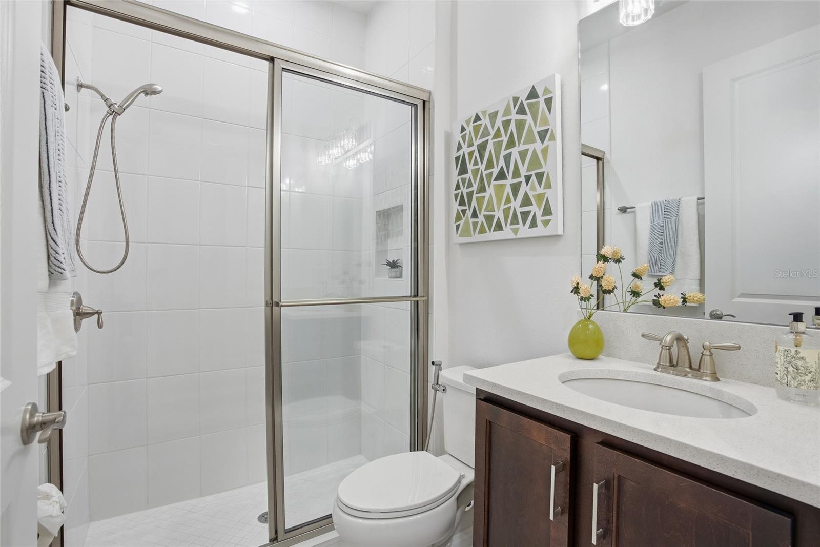 Listing photo id 19 for 32626 Tree Of Life Avenue