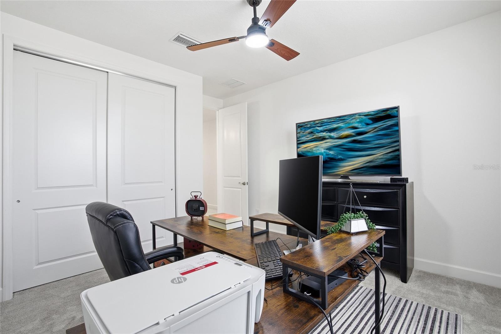 Listing photo id 38 for 32626 Tree Of Life Avenue