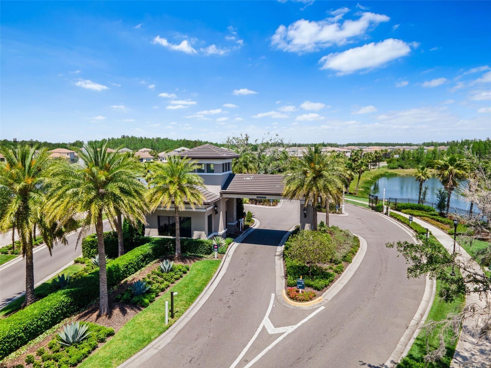 Listing photo id 57 for 32626 Tree Of Life Avenue