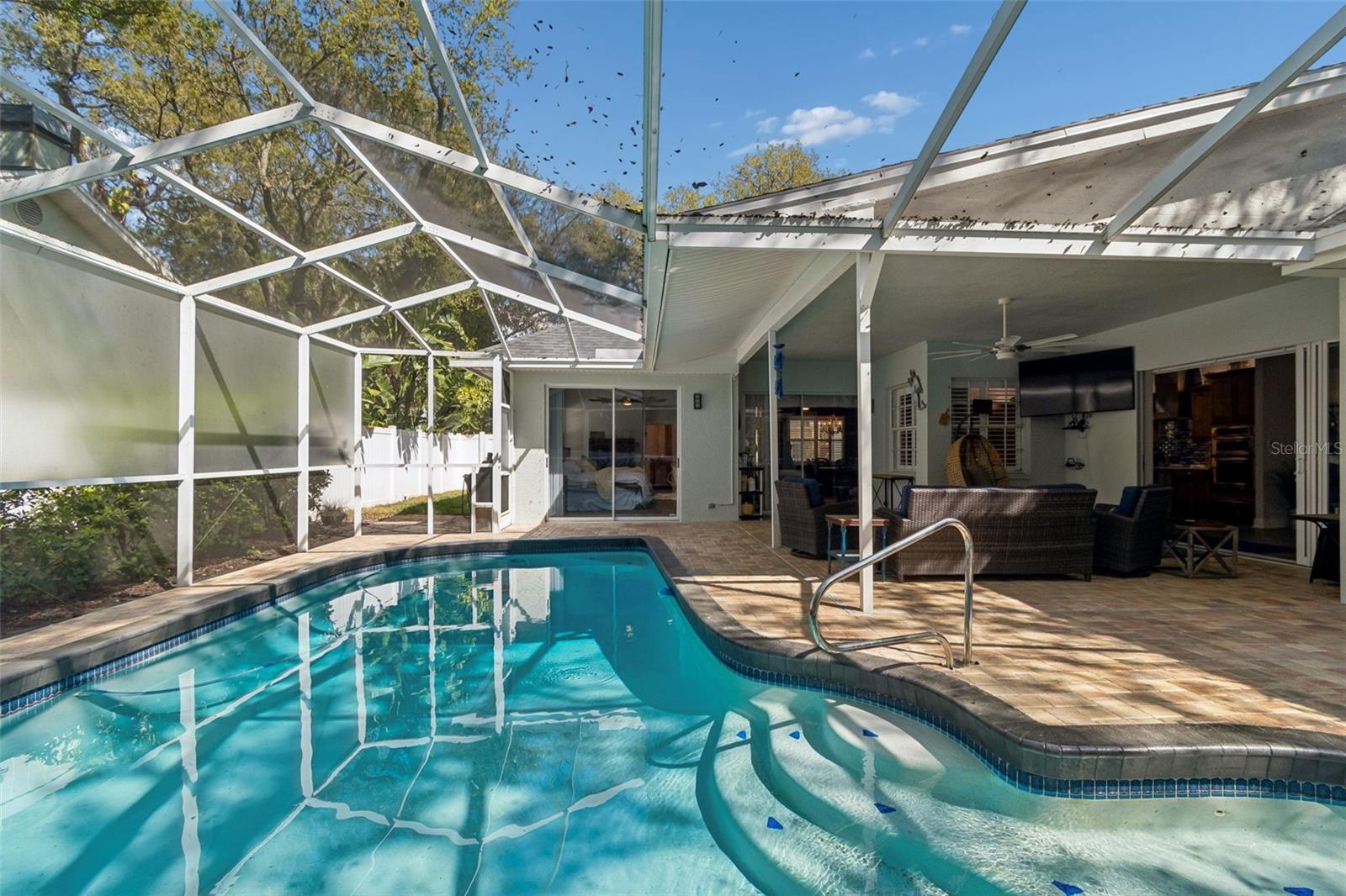 Image 38 of 100 For 1709 La Forest Avenue