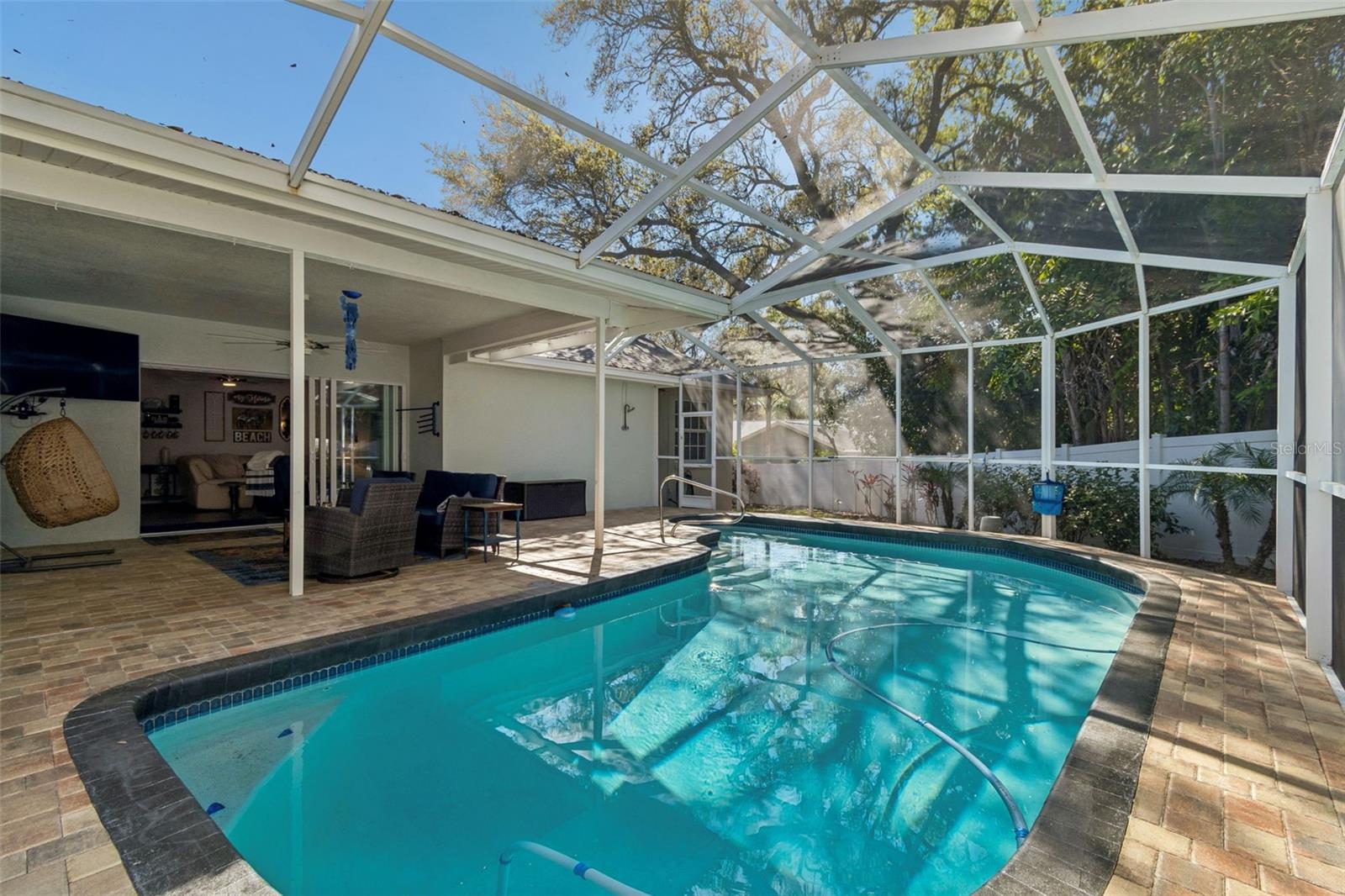 Image 40 of 100 For 1709 La Forest Avenue