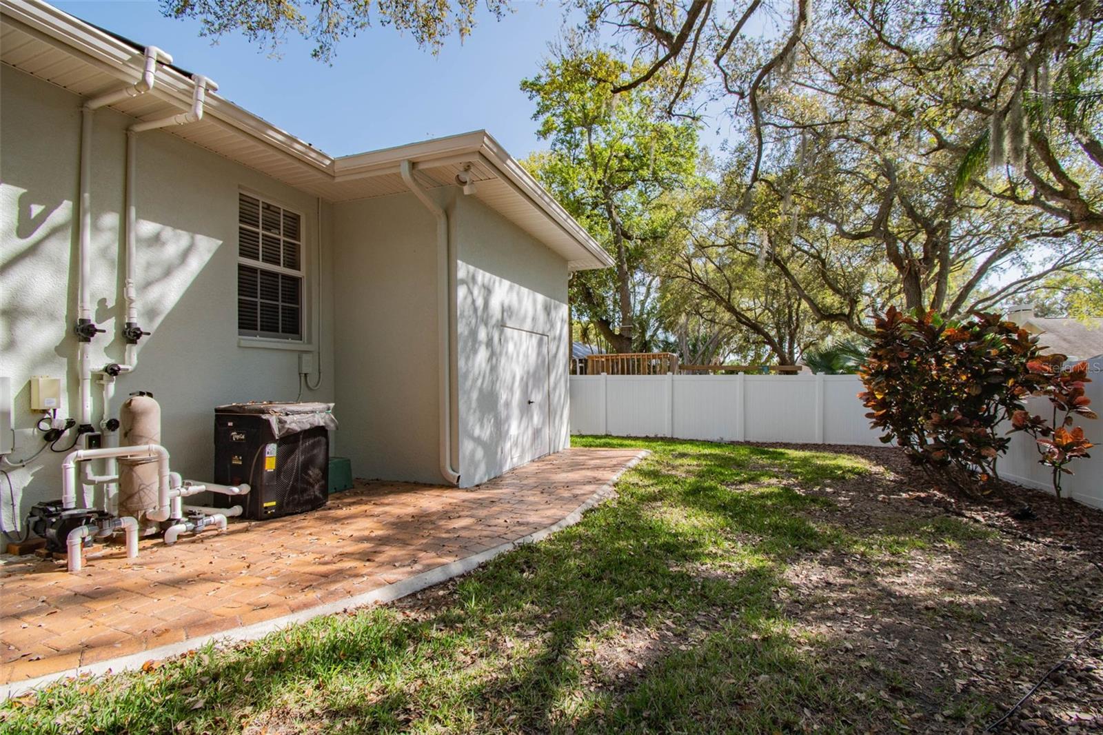 Image 42 of 100 For 1709 La Forest Avenue