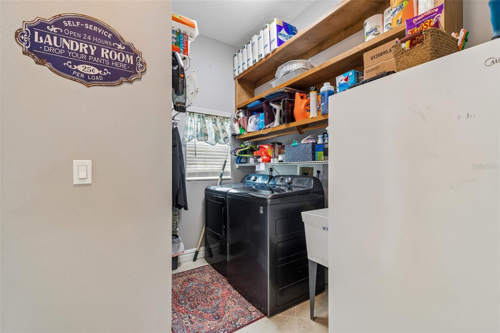 Image 47 of 100 For 1709 La Forest Avenue