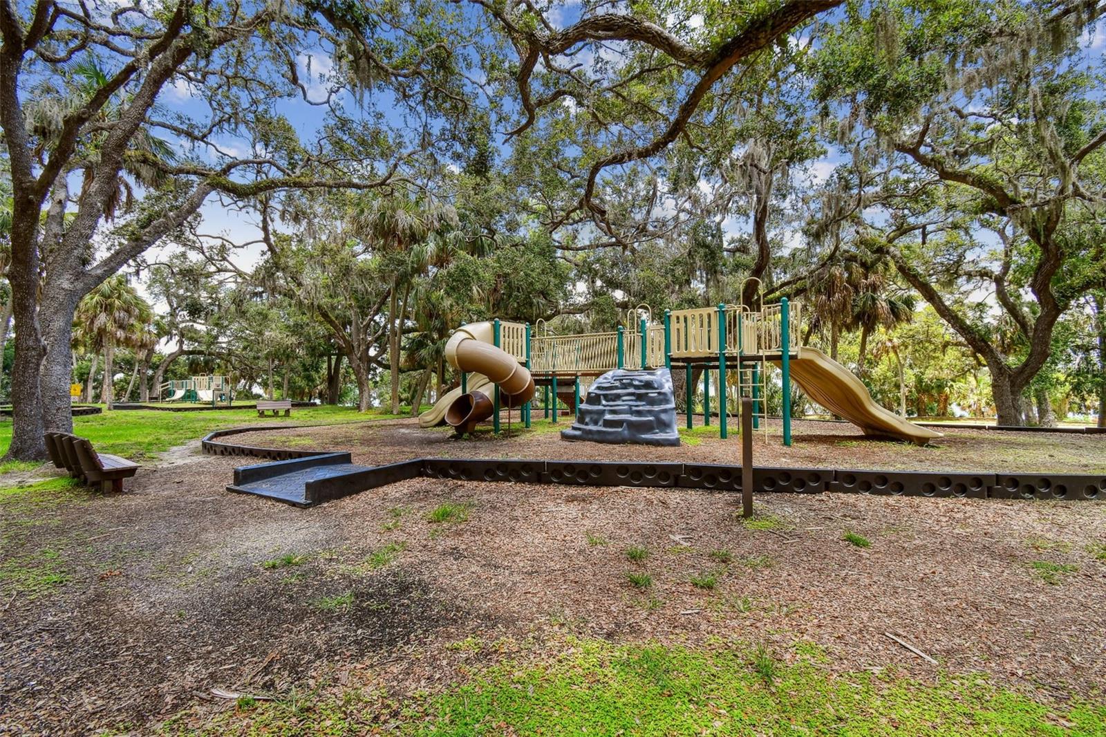 Image 58 of 100 For 1709 La Forest Avenue